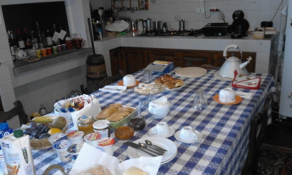 内维 Casa Ramonda旅馆 外观 照片
